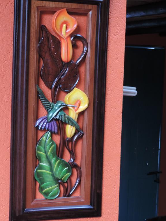 Hotel Los Geranios 杜伊塔马 外观 照片
