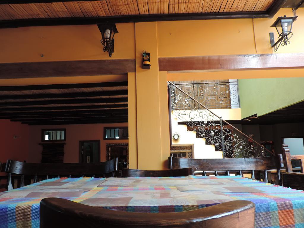 Hotel Los Geranios 杜伊塔马 外观 照片