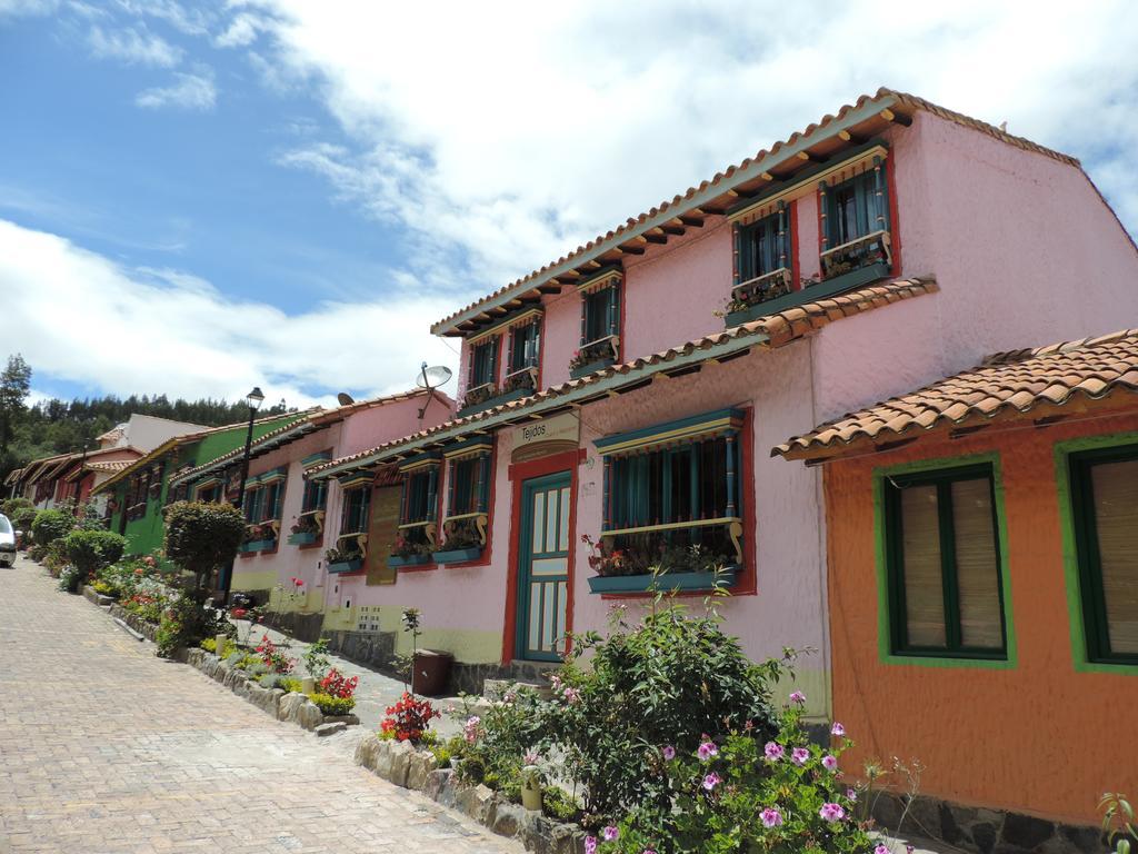Hotel Los Geranios 杜伊塔马 外观 照片