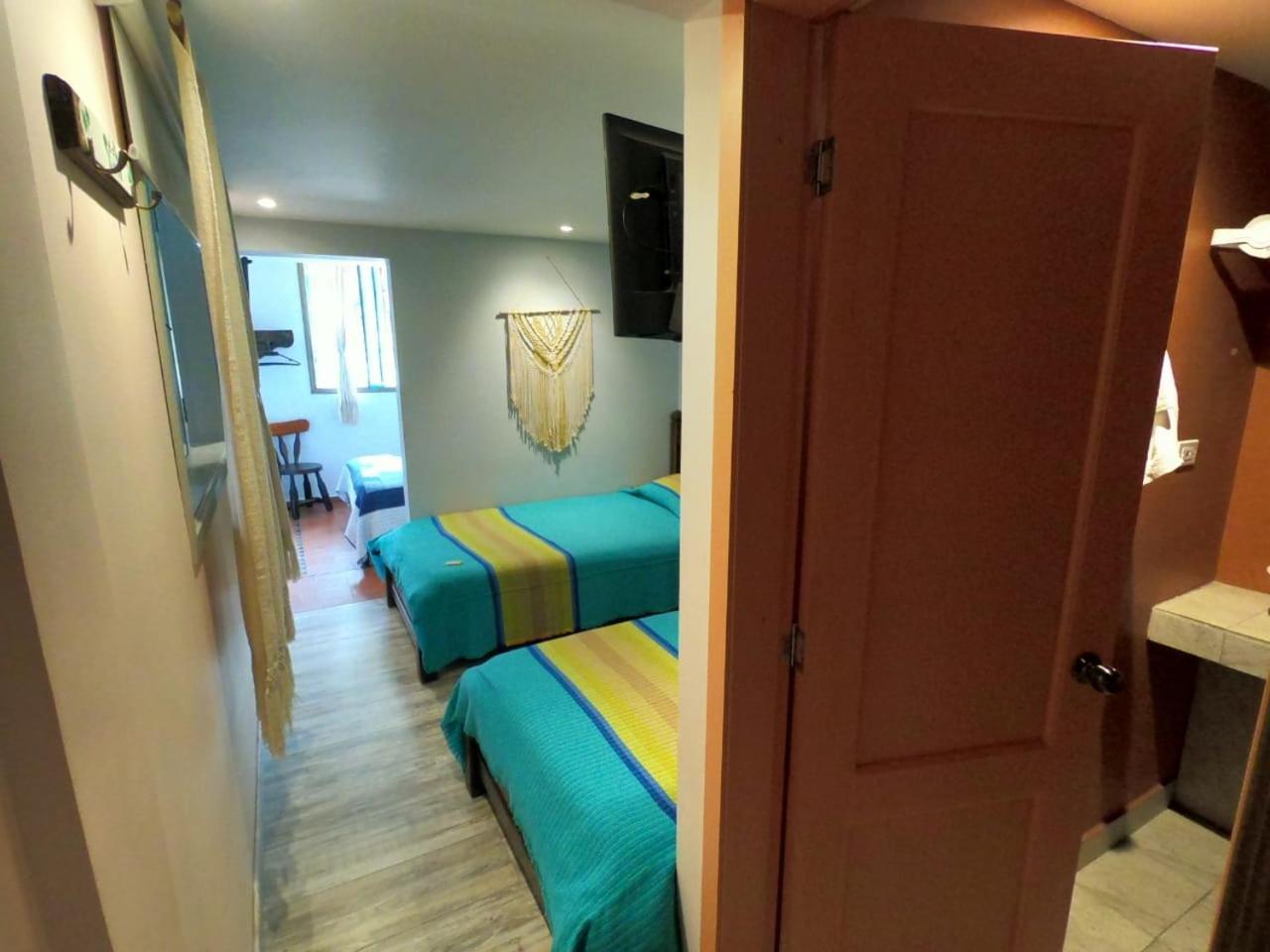 Hotel Los Geranios 杜伊塔马 外观 照片