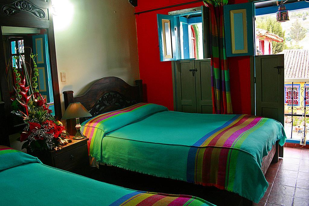 Hotel Los Geranios 杜伊塔马 外观 照片